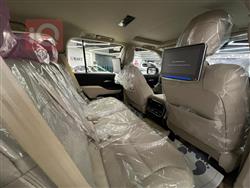 تۆیۆتا لاند کروزەر